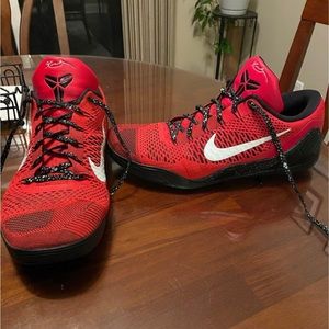 Nike Kobe 9 Elite Low University Red